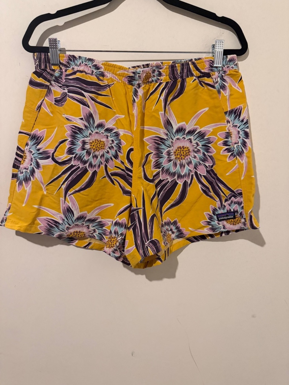 Patagonia Yellow Floral High-Waist Shorts Size Large